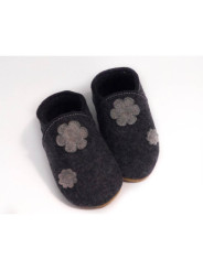 Chaussons laine mérinos décors au féminin fleurs