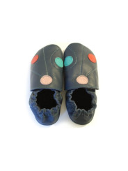 Pois pastels sur fond bleu chaussons souples en cuir