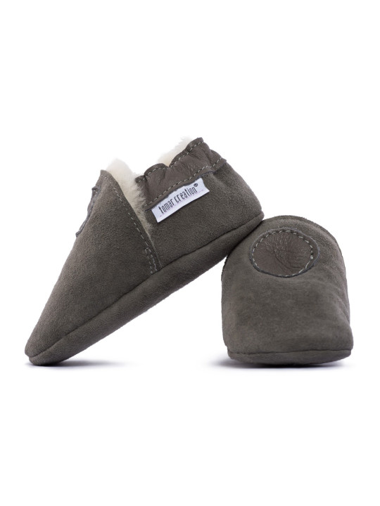 Gray woolen slippers