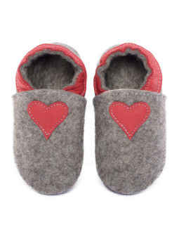 slippers made of 100% natural merino wool