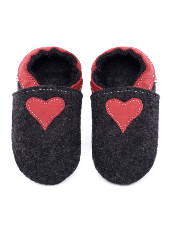 slippers made of 100% natural merino wool