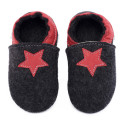 Merino slippers black with star - rosso fueco