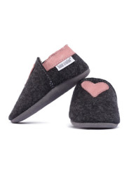 Chaussons en mérinos - noir avec coeur cameo