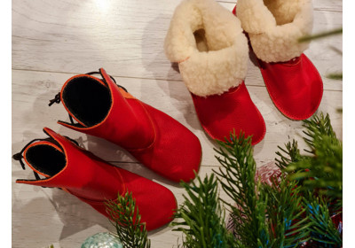 Pourquoi Mettre des Chaussons sous le Sapin ? Une Tradition de Noël